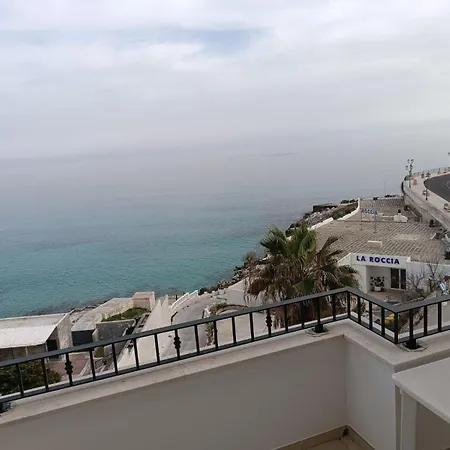 Un Terrazzino Sul Mare *